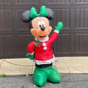 Disney Gemmy Minnie Mouse Inflatable Christmas Yard Decor Airblown 4' LED Lights